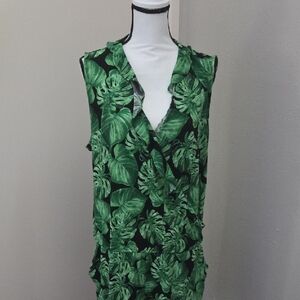 White House Black Market Green Leaf Print Romper W Pockets!